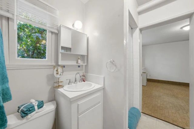 3211 Menlo Avenue, San Diego, CA 92105