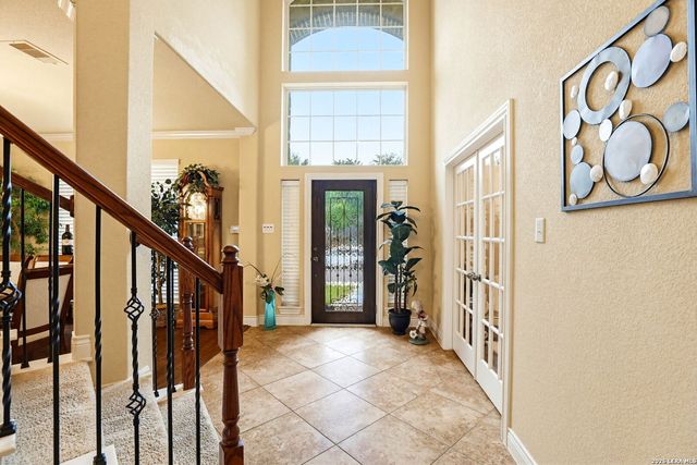 8931 Cimarron Rte, San Antonio, TX 78255