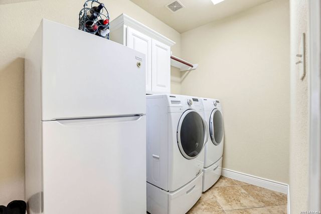 8931 Cimarron Rte, San Antonio, TX 78255