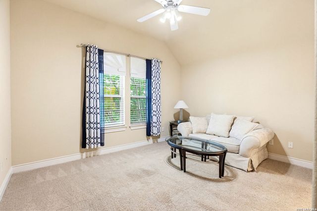 8931 Cimarron Rte, San Antonio, TX 78255