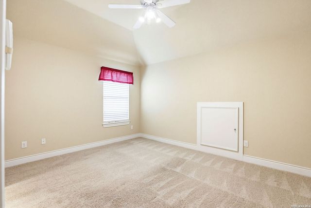 8931 Cimarron Rte, San Antonio, TX 78255