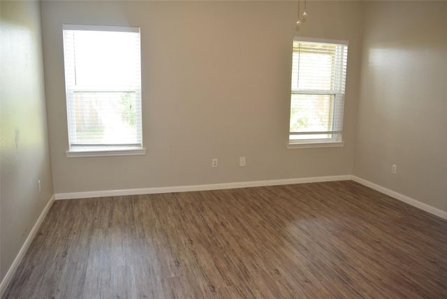 18130 Beaverdell Drive, Tomball, TX 77377