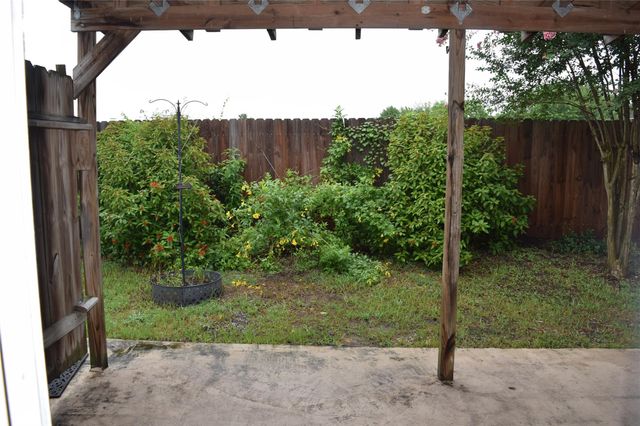 18130 Beaverdell Drive, Tomball, TX 77377