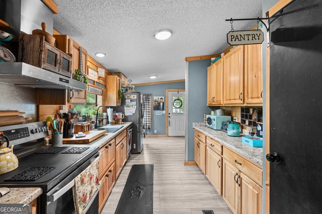 67 Lagoon Road, Statesboro, GA 30461