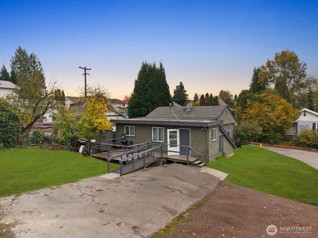 702 S Director Street, Seattle, WA 98108