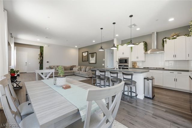 835 Silverton Springs Street, Henderson, NV 89011
