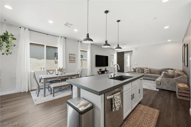 835 Silverton Springs Street, Henderson, NV 89011