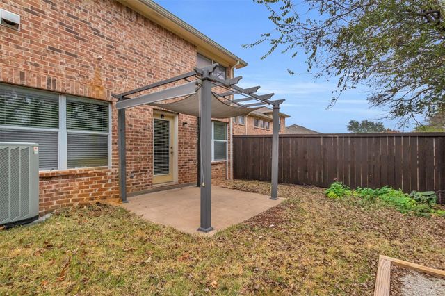 9731 Wake Bridge Drive, Frisco, TX 75035