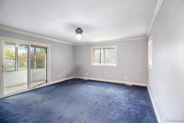 32205 Hazelwood Street, Westland, MI 48186