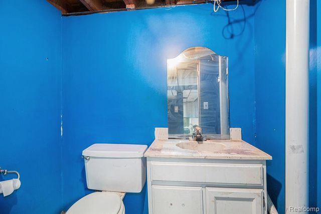 32205 Hazelwood Street, Westland, MI 48186