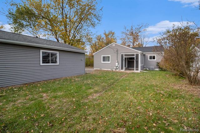 32205 Hazelwood Street, Westland, MI 48186