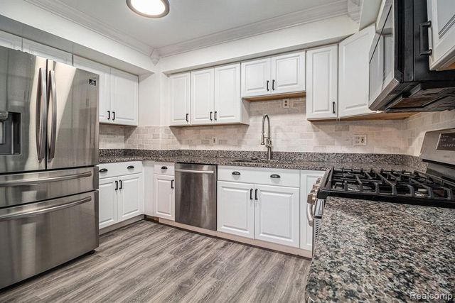 32205 Hazelwood Street, Westland, MI 48186