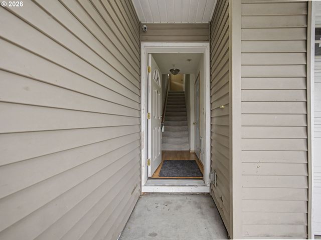 3233 Se 122 D, Portland, OR 97236