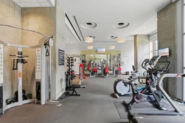 800 The Mark Lane 1002, San Diego, CA 92101