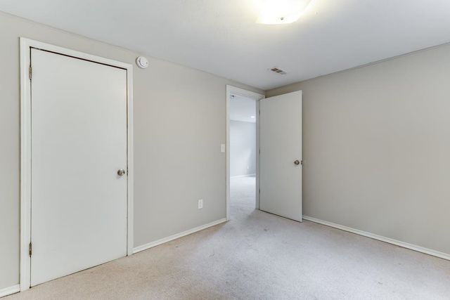 3013 W Hadden Ave, Wichita, KS 67217