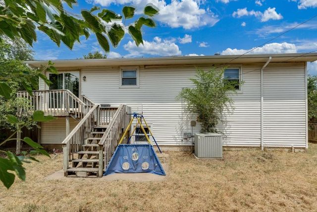 3013 W Hadden Ave, Wichita, KS 67217