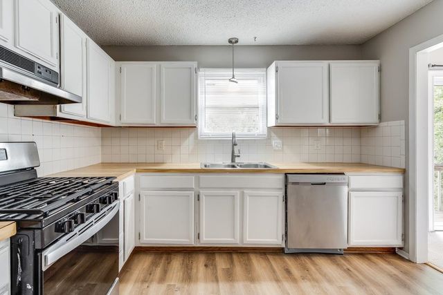 3013 W Hadden Ave, Wichita, KS 67217