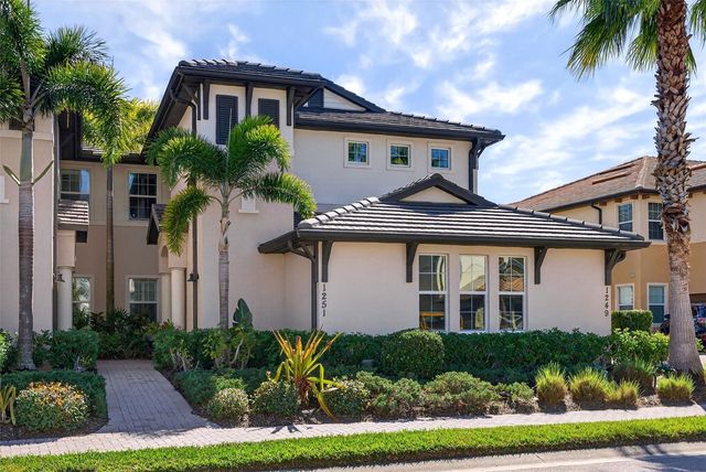 1251 RIVERSCAPE STREET, Bradenton, FL 34208