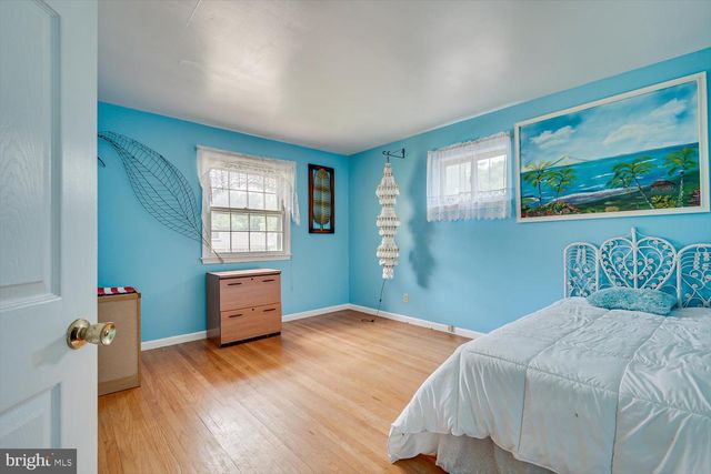 317 BROOKMEAD DR, Cherry Hill, NJ 08034