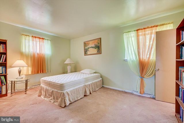 317 BROOKMEAD DR, Cherry Hill, NJ 08034