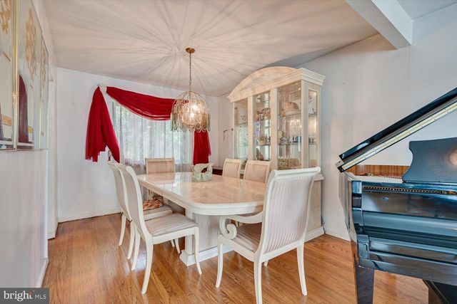 317 BROOKMEAD DR, Cherry Hill, NJ 08034