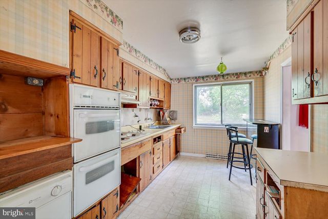 317 BROOKMEAD DR, Cherry Hill, NJ 08034