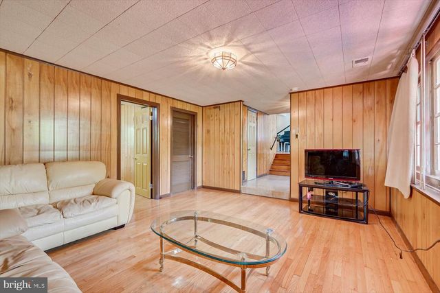317 BROOKMEAD DR, Cherry Hill, NJ 08034