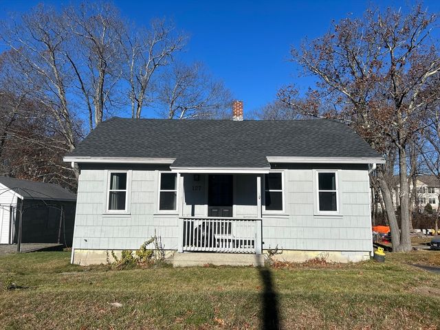 127 Beach Rd, Salisbury, MA 01952