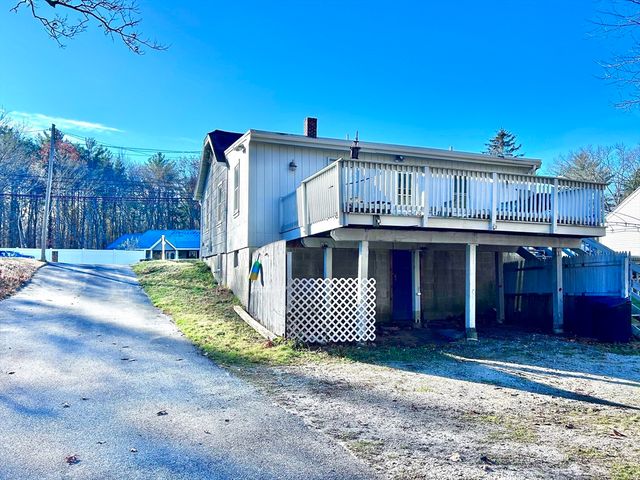 127 Beach Rd, Salisbury, MA 01952