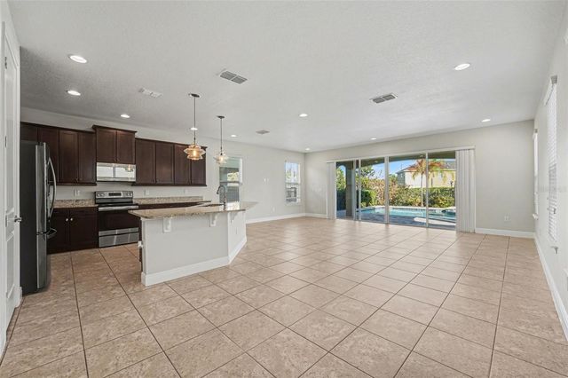 190 MINTON LOOP, Kissimmee, FL 34747