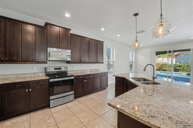 190 MINTON LOOP, Kissimmee, FL 34747