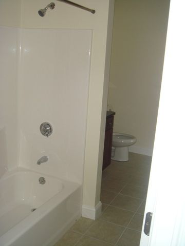 109 California Avenue 304, Quincy, MA 02169