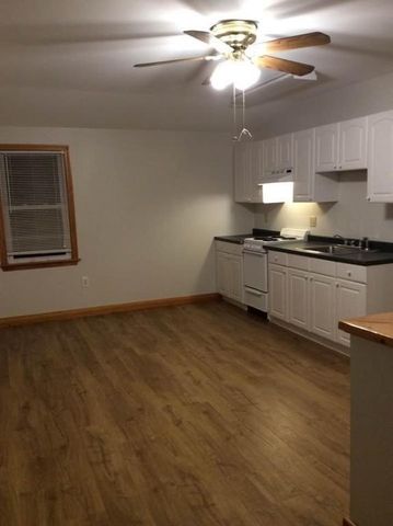 3 Franklin St. 3, Natick, MA 01760