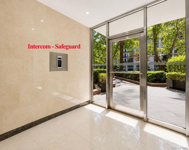 9905 63rd Drive 9C, Rego Park, NY 11374