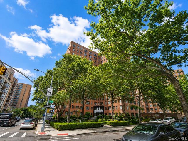 9905 63rd Drive 9C, Rego Park, NY 11374