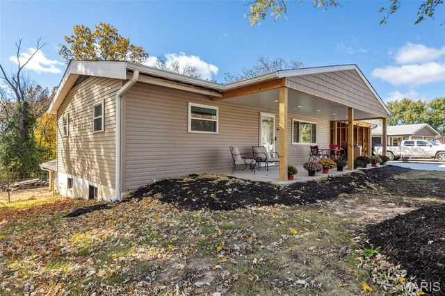 308 Crosby Dr, Gray Summit, MO 63039