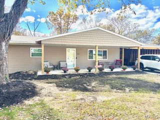 308 Crosby Dr, Gray Summit, MO 63039