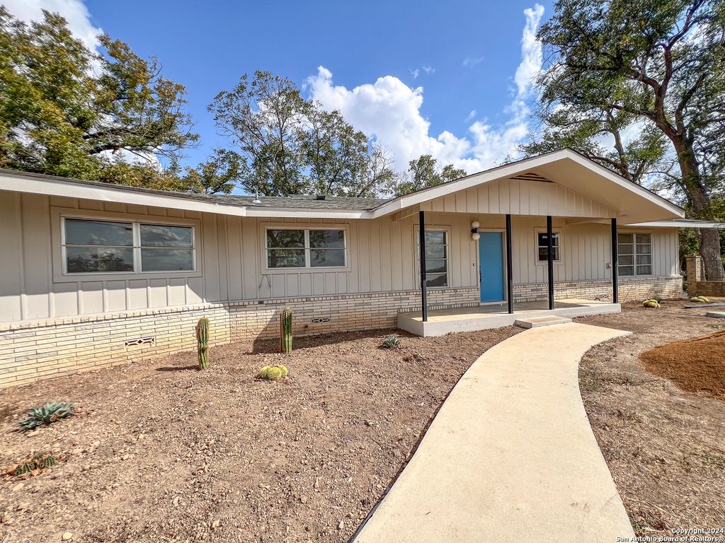 2093 kuehler, New Braunfels, TX 78130