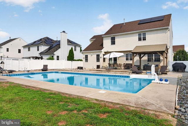 15 JASMINE WAY, Sewell, NJ 08080