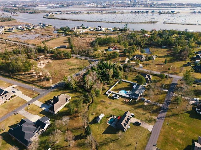 2001 Green Forest Road, Westlake, LA 70669