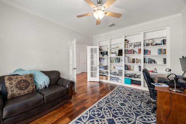 25814 Spring Hill Place, Spring, TX 77373