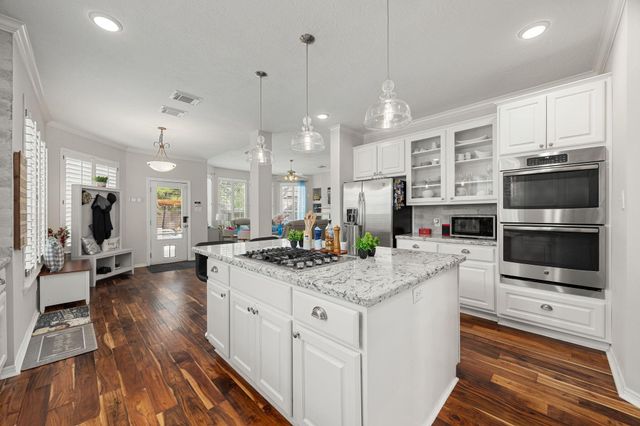 25814 Spring Hill Place, Spring, TX 77373