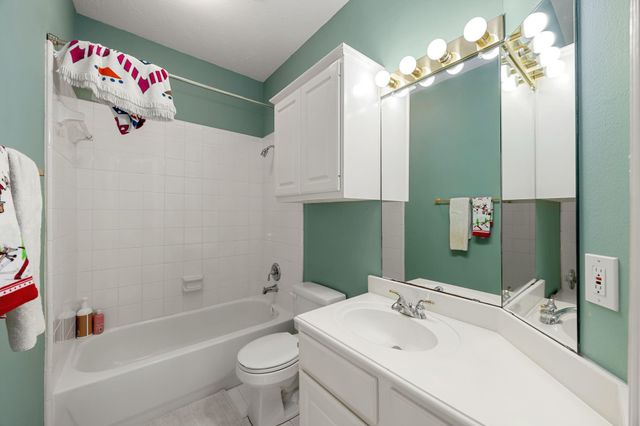 25814 Spring Hill Place, Spring, TX 77373