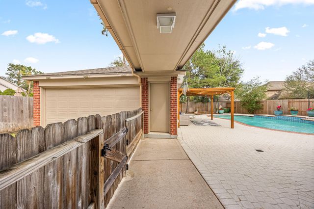 25814 Spring Hill Place, Spring, TX 77373