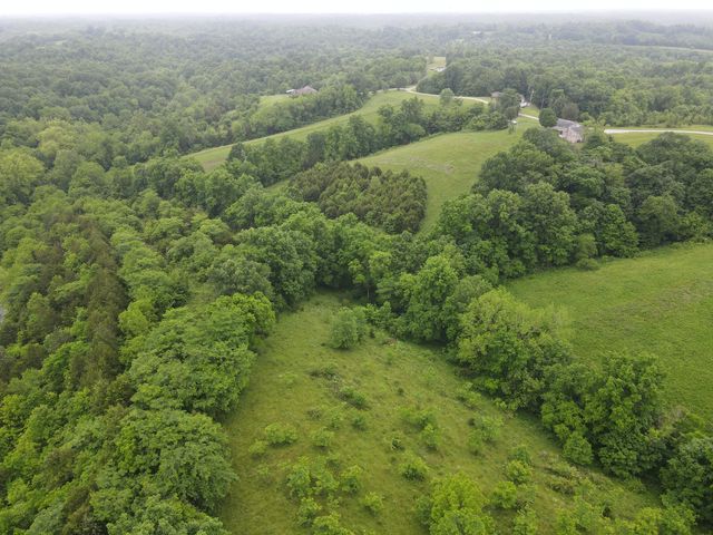 36 Ac Long Road, Lawrenceburg, KY 40342