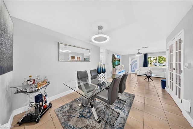 2505 SE 16th PL 1 & 2, Cape Coral, FL 33904
