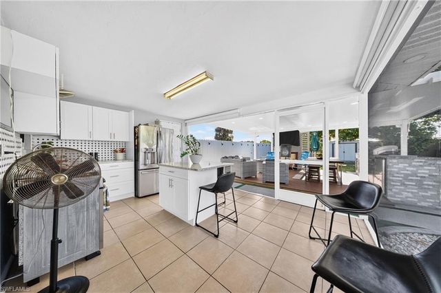 2505 SE 16th PL 1 & 2, Cape Coral, FL 33904