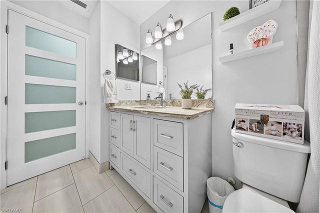 2505 SE 16th PL 1 & 2, Cape Coral, FL 33904