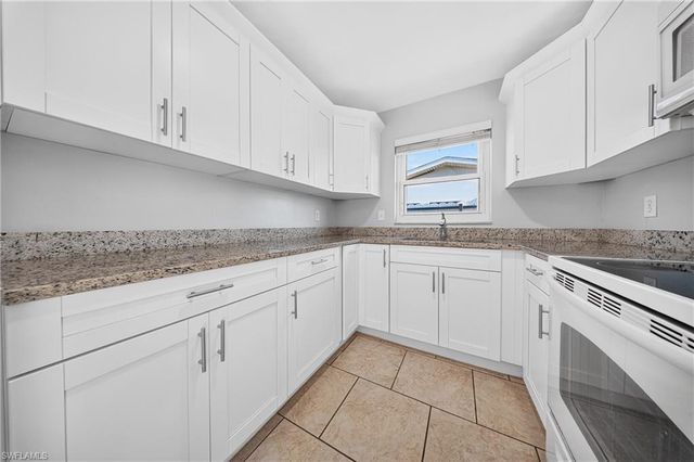 2505 SE 16th PL 1 & 2, Cape Coral, FL 33904