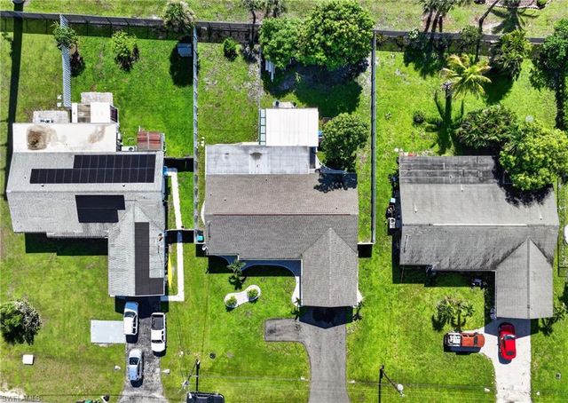 2505 SE 16th PL 1 & 2, Cape Coral, FL 33904